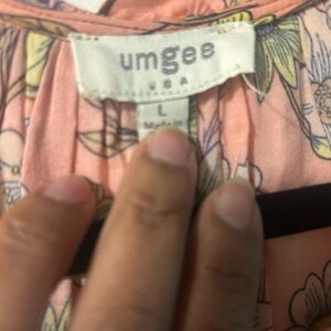 Umgee Peach Floral Blouse